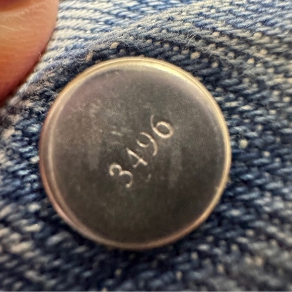 Levi’s 501 Distressed Button Fly Cutoff Jean Shorts Size 26 - Picture 5 of 8